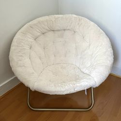 Cozy Faux Fur Folding Saucer Chair