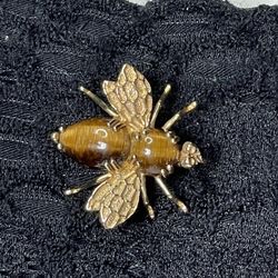 10KT Yellow Gold Tigers Eye Honey Bee Brooch / Pin