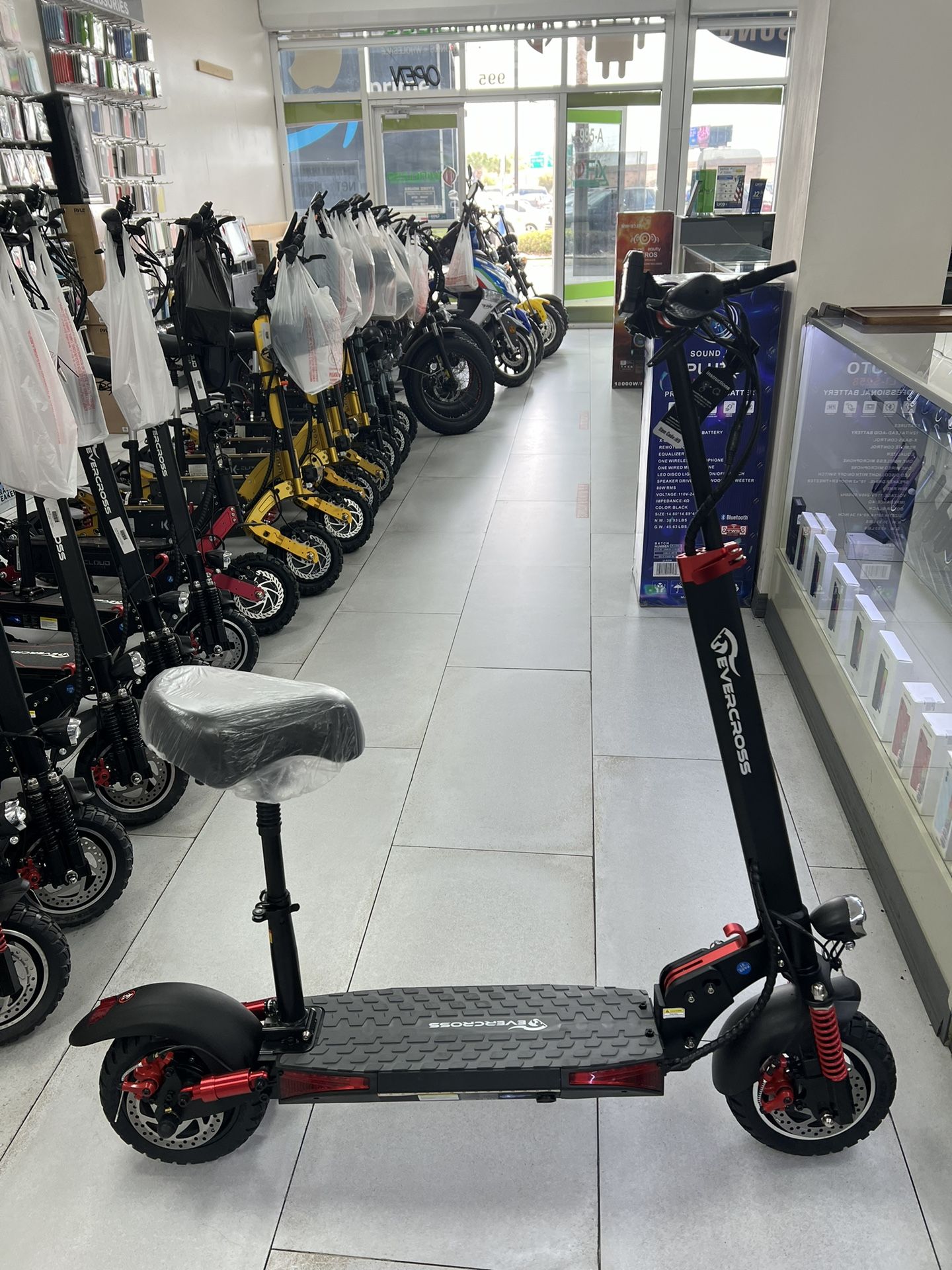 EverCross H9 Electric Scooter 800watts! Finance For $50 Down Payment!!