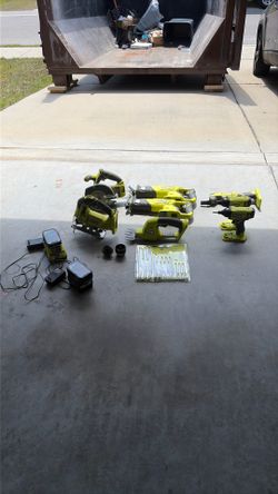 Ryobi hand tool set
