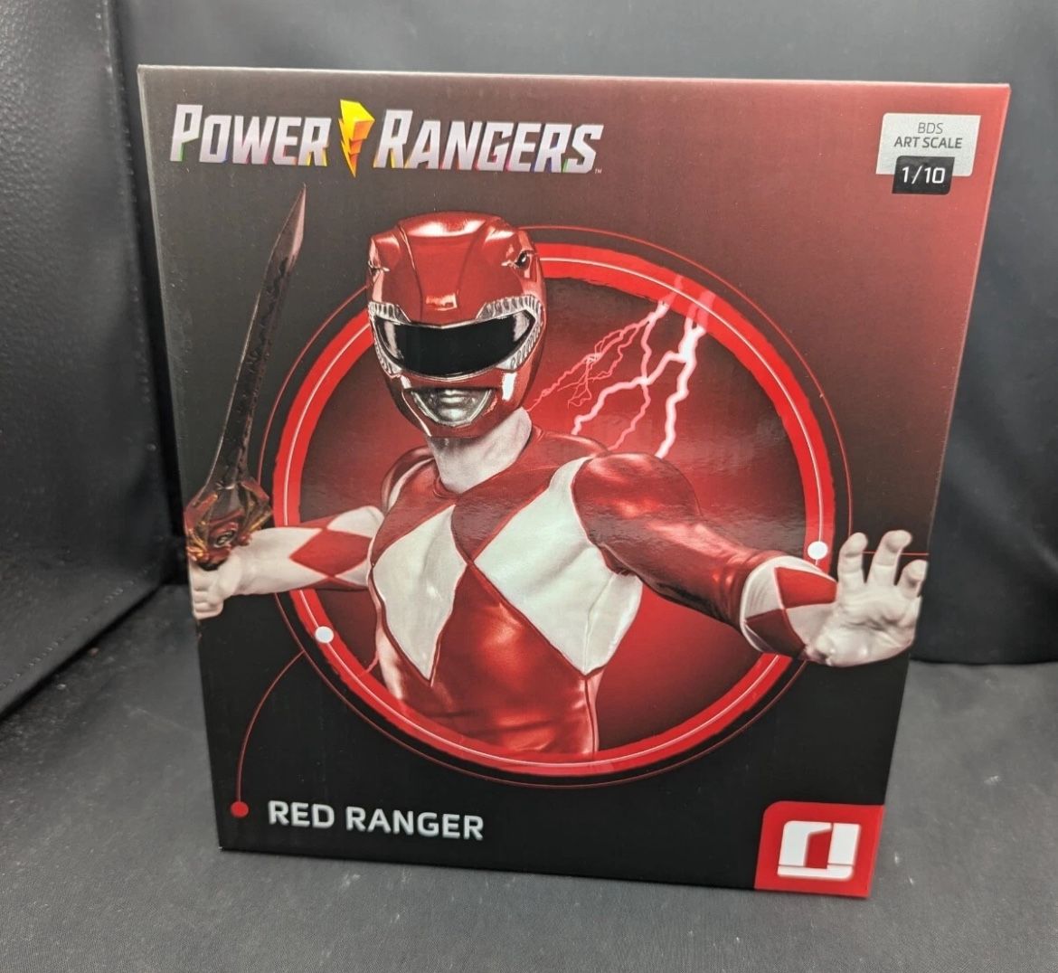 Iron Studio Power Ranger Figure