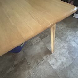 Wooden Table With Chairs 