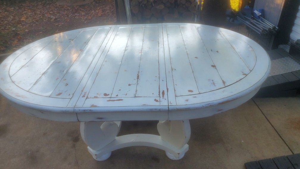 Distressed Farmhouse / Dining Room Table