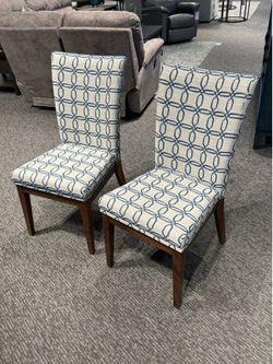 La-Z-boy CNN Dinning Chairs