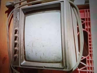 Panasonic Vintage CRT Television monitor small screen 8 lunch