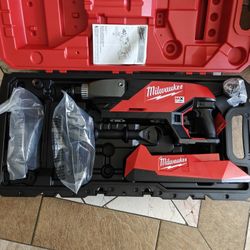 Milwaukee MX FUEL Lithium-Ion Cordless Handheld Core Drill Kit with 2 Batteries and Charger