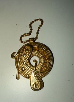 Gold-Tone Letter R Keychain Charm roc a wear