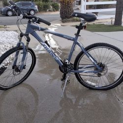 Giant Yukon Mountain Bike Aluxx Butted Alloy Tubing 