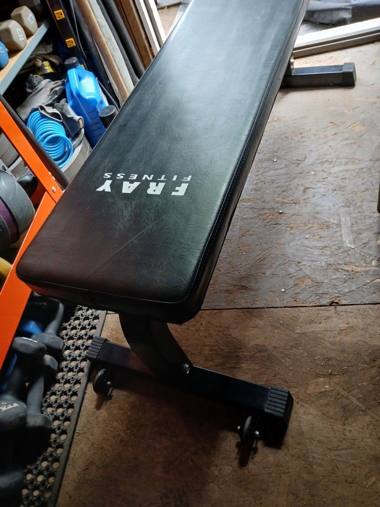 FRAY Fitness Flat Bench
