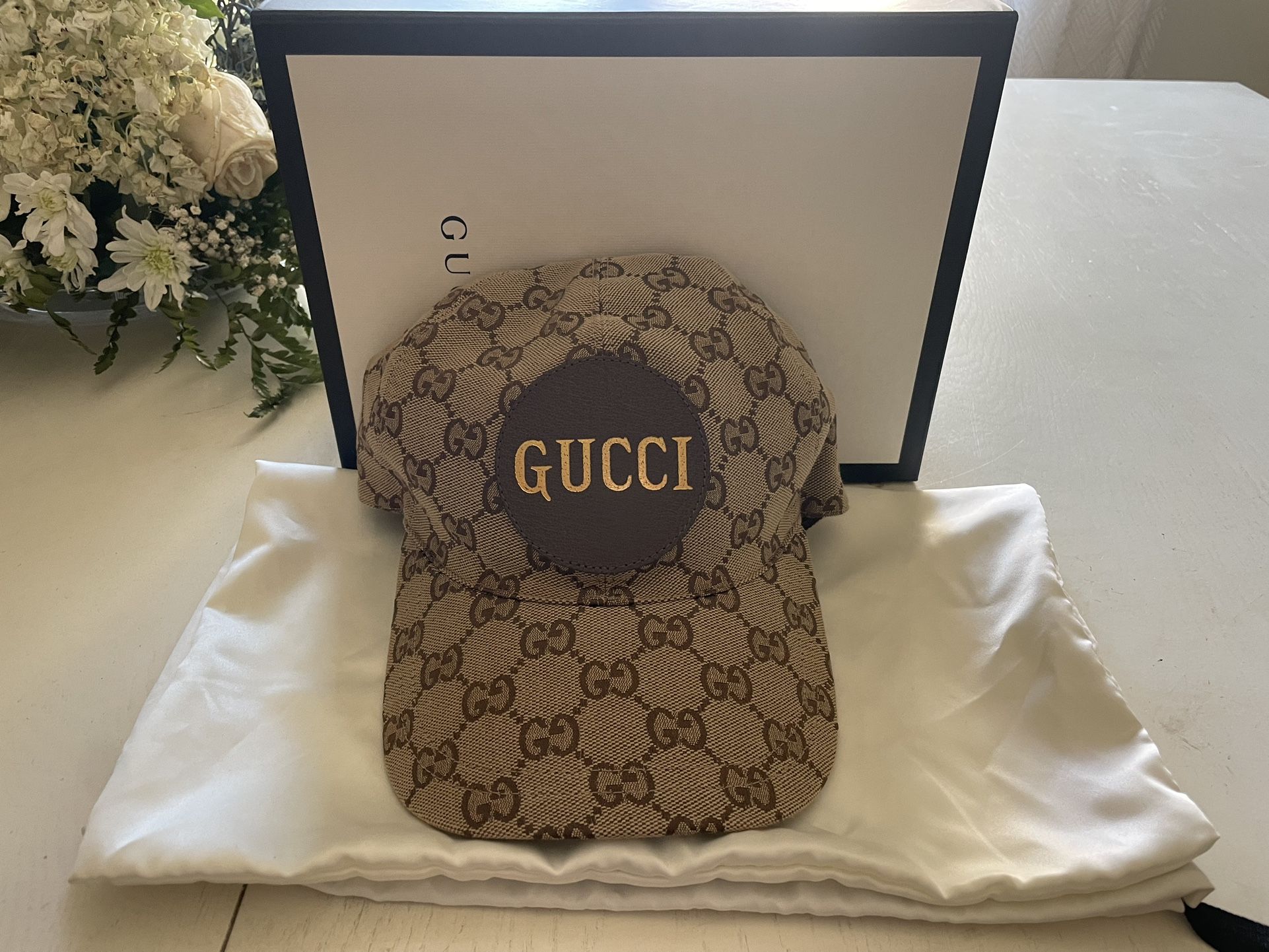 Gucci New Canvas GG + Dollar Pig Print