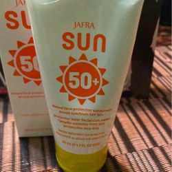 Amplio Protector Solar Facial