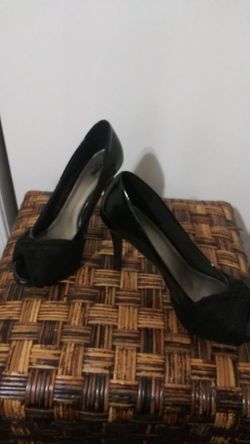 Size 10w black heals