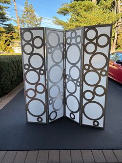 Room divider/window block