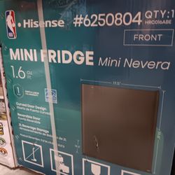 Hisense Mini Fridge 1.6 Cu, Ft. 