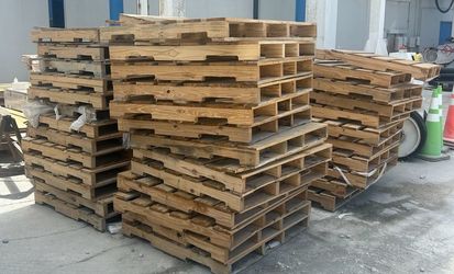 Buying pallets and re selling plts  standard 48x40 blue/red