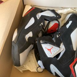 JORDAN TRUE FLIGHT SIZE 9.5
