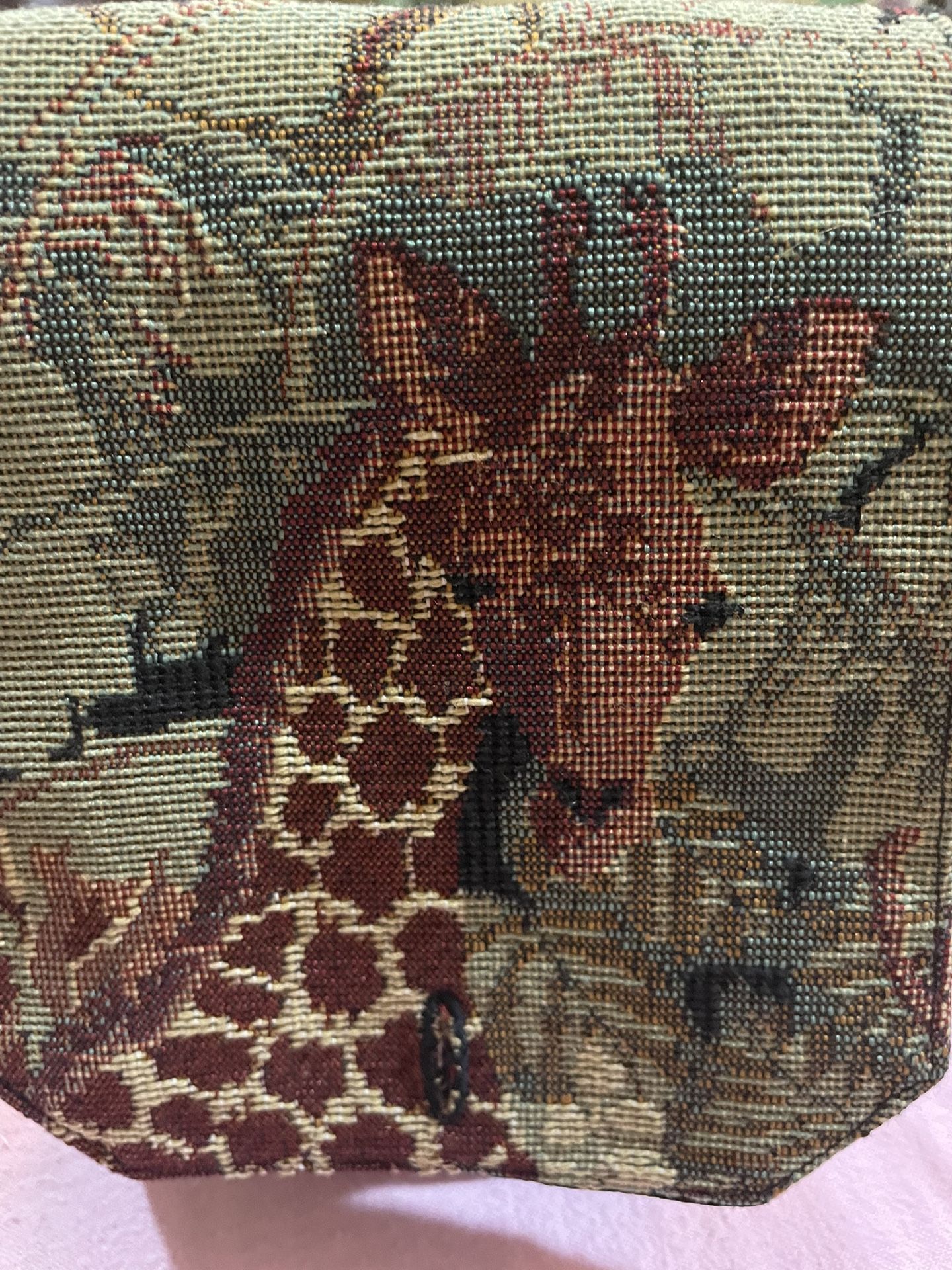 Small Giraffe Themed Tapestry Ladies Purse Pouch