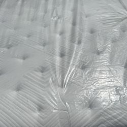 Beauty rest black king mattress 