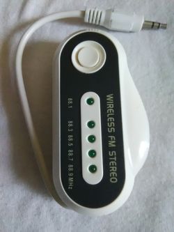 TRANSMITTER UNIVERSAL FM MUSIC CAR