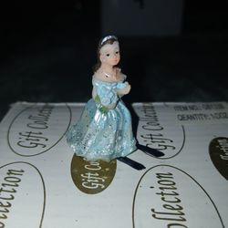 Sweet 15 Figurines ( 12 In A Box)