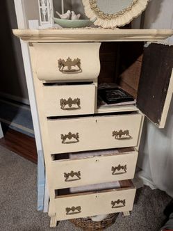 Vintage dresser