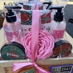 Freida and Joe Peony Bath & Body Gift Set 