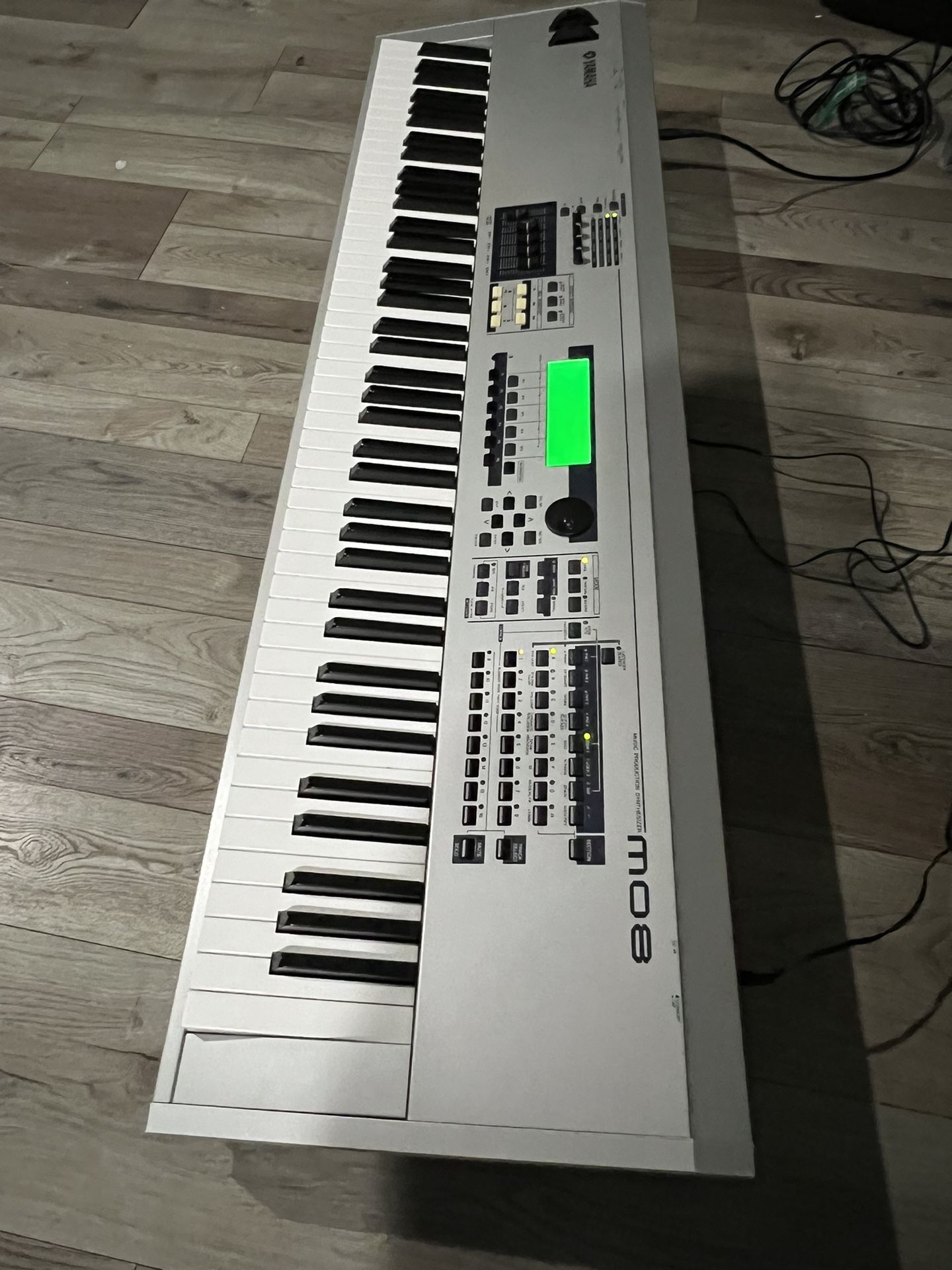 Yamaha Mo8