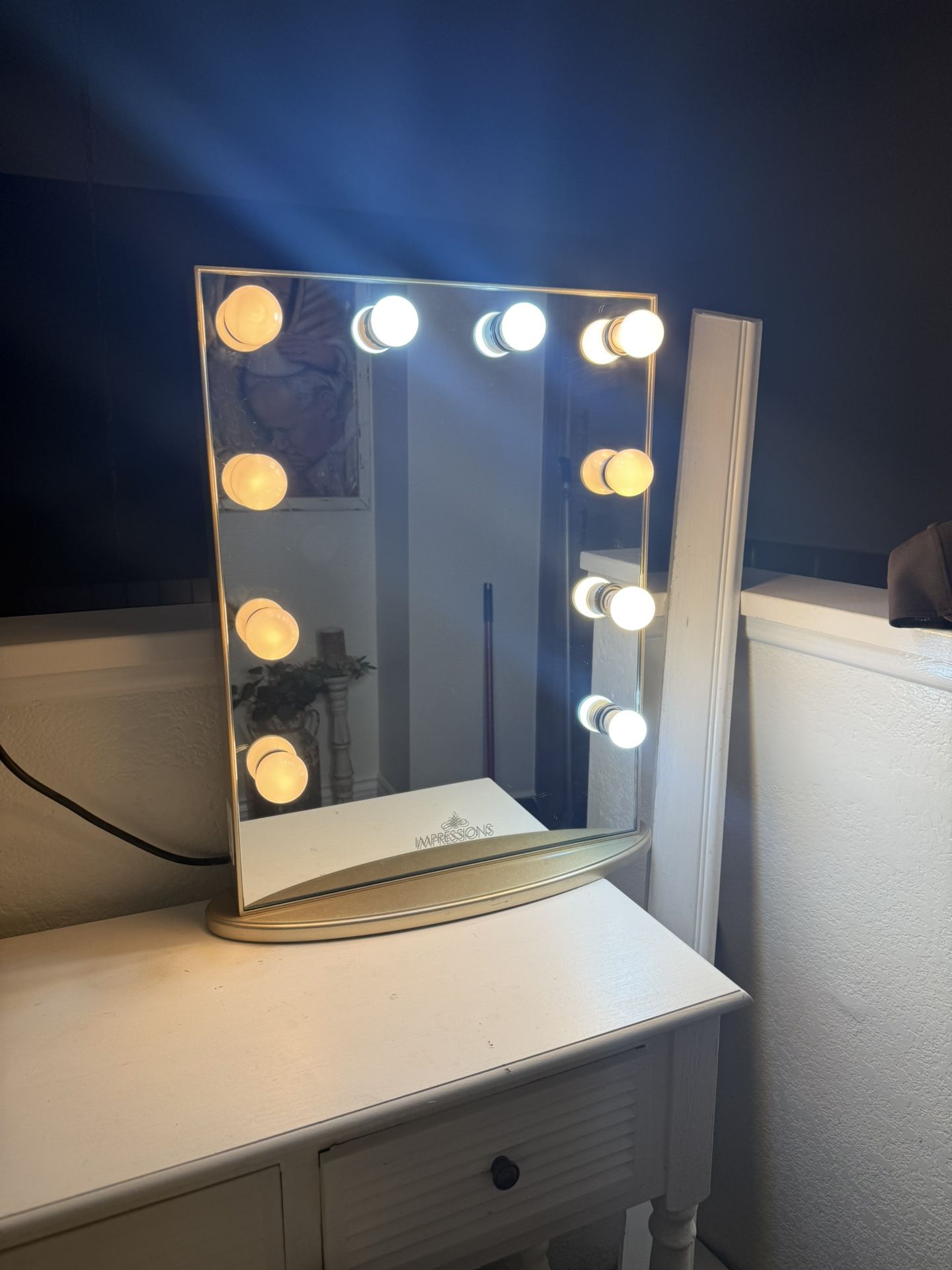 Impressions vanity mirror with Dimmer