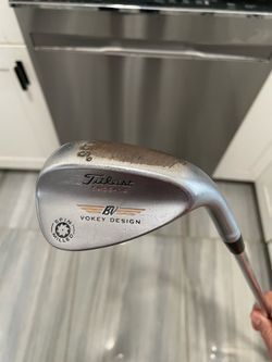 Titleist BV Vokey Design 56°/14 Spin Milled Sand Wedge, Dynamic Gold Wedge Flex, 35.5” RH