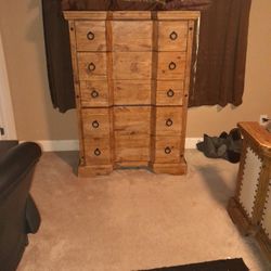 Dresser