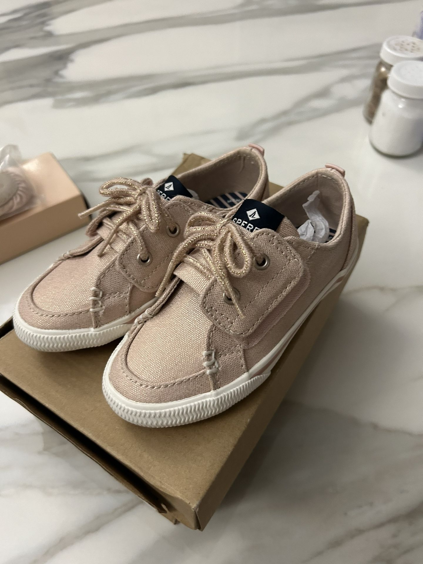 Brand New Pink Sperry Girls 10m