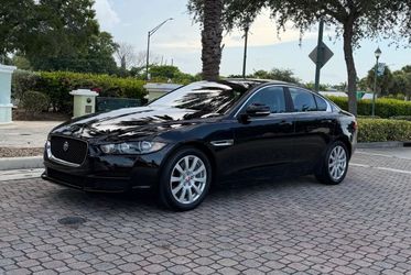 2019 Jaguar XE
