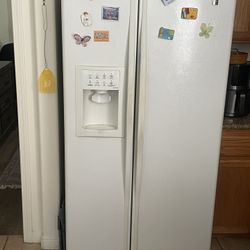 Refridgerator