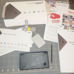Nintendo DSi with original box