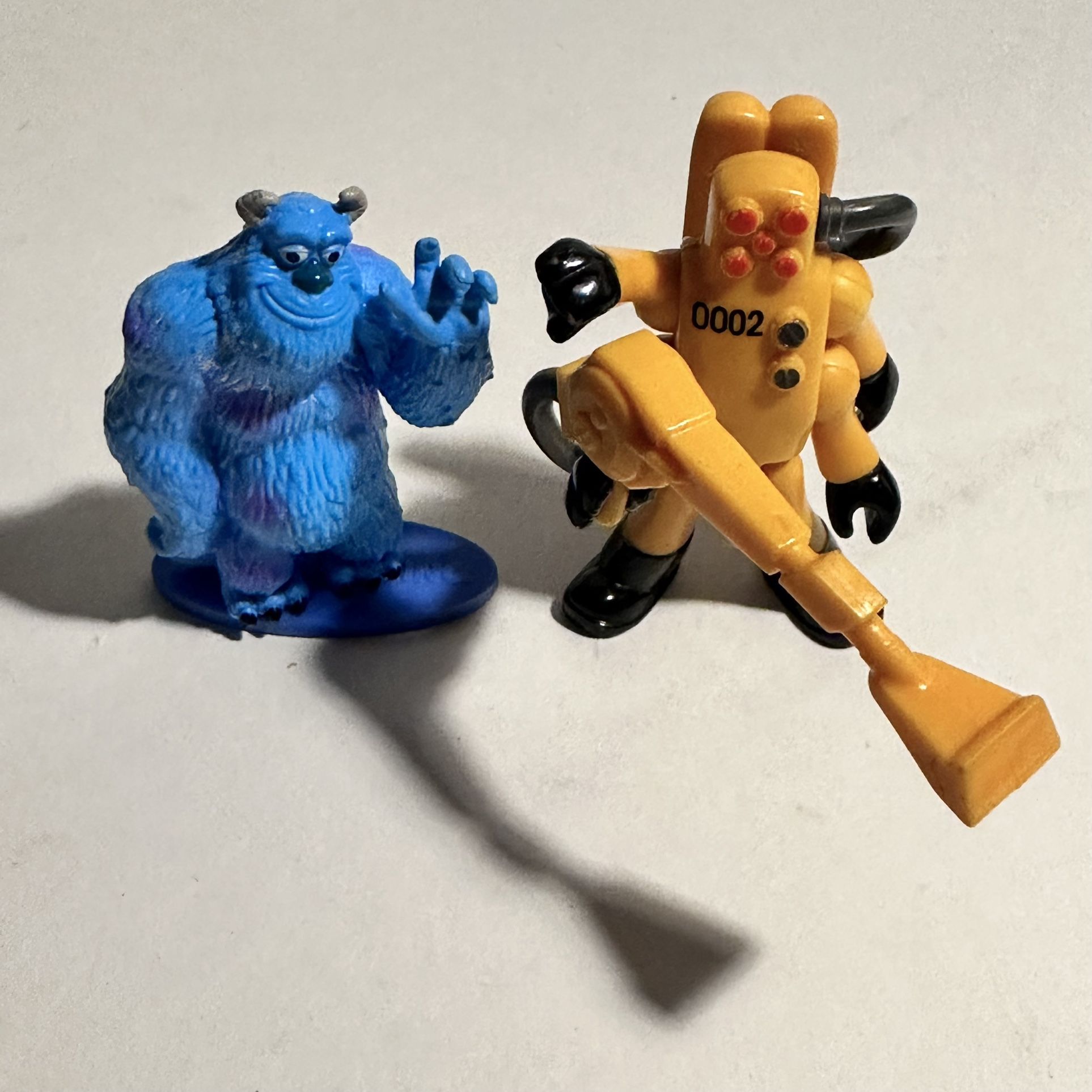 2012 Fisher Price Imaginext Monsters Inc CDA AGENT 0002 figure 3" & Sulley 3"