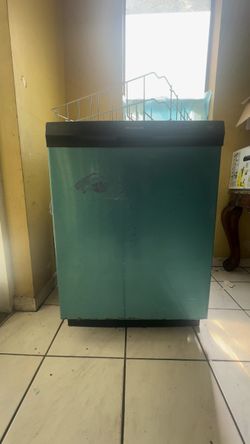 Frigidaire Dishwasher