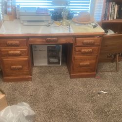 Oak Desk And Bookshelves 