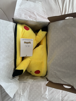 Brand New Pokémon Pikachu Slippers – Kids Size 13 ⚡️💛