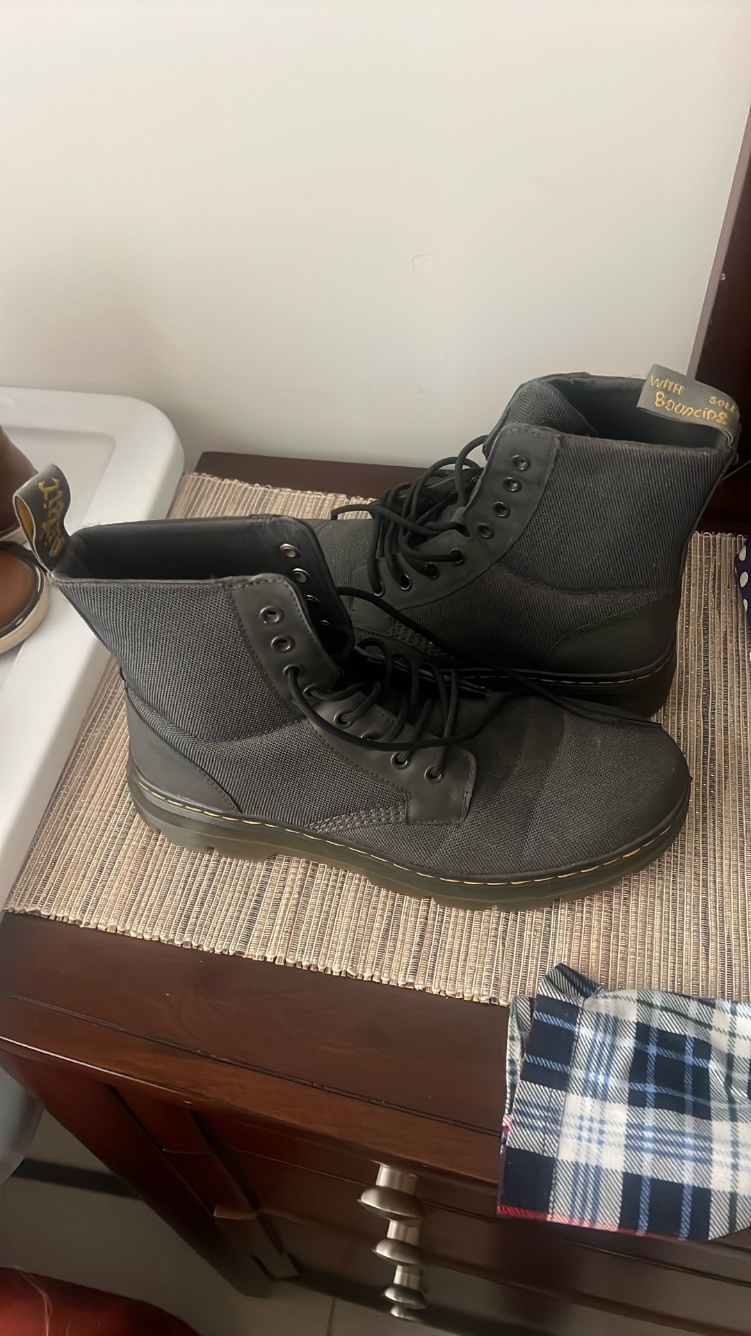 Men’s Boots Shoes Men’s Size 11