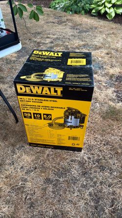 DeWalt 38 L 10 G stainless steel wet dry vacuum