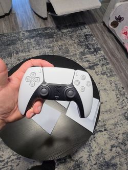 Brand new ps5 controller never used white