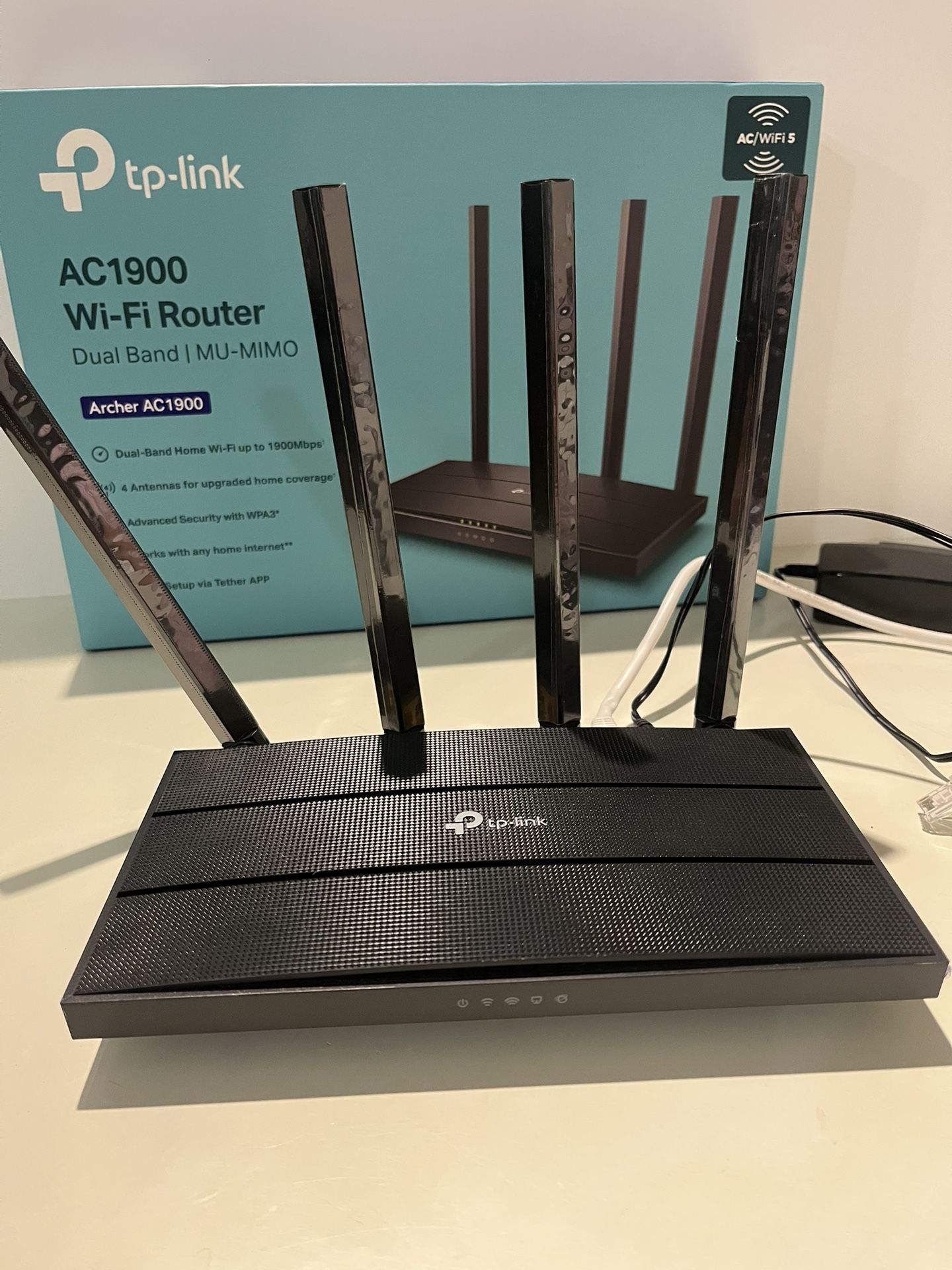 TP Link WiFi Router 