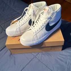 Nike Sb Zoom Blazer Mid Size 11 (White/Navy/Orange)