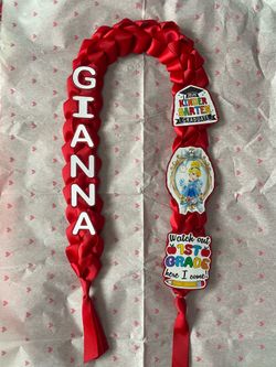 Graduation leis