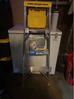 Werner 4ft Ladder 250 lbs