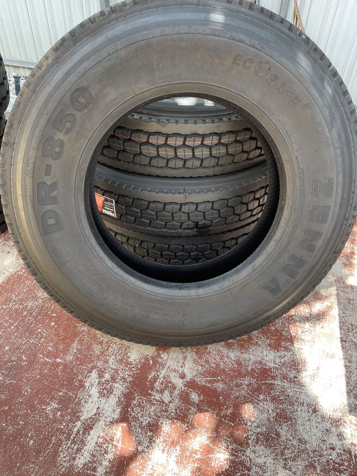 Gomas Zenna Made In Thailand