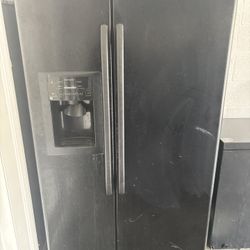 GE Fridge/Freezer