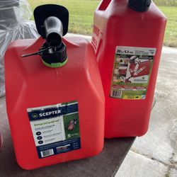 2 Galónes De Gasolina 