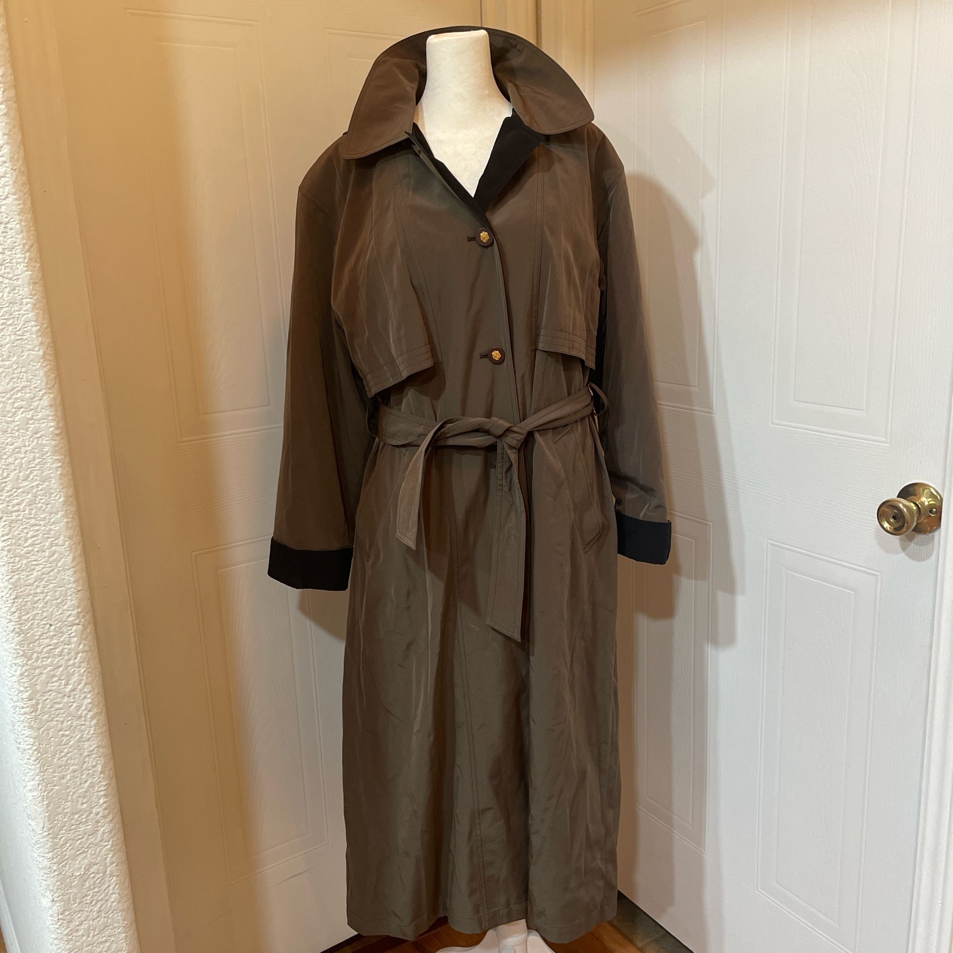 CS Woman’s Brown Long Trench Coat Size 8