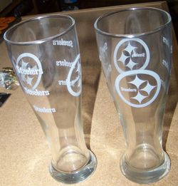 2 Pittsburgh Steelers Etched Logo Pilsner Beer Glasses NFL